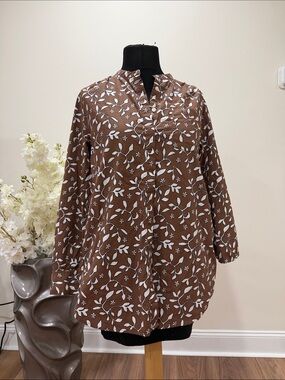 Brown Floral Button-Up Tunic Top